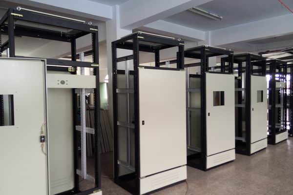 丹东控制箱-3683谈谈控制箱的维护和保养事